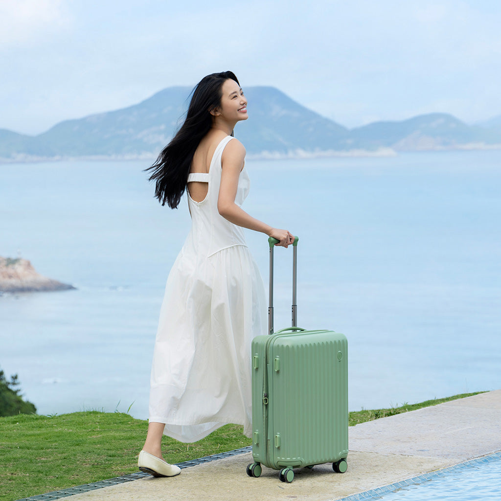 20" PC Expandable Suitcase Travel Luggage, Black-PC131SA